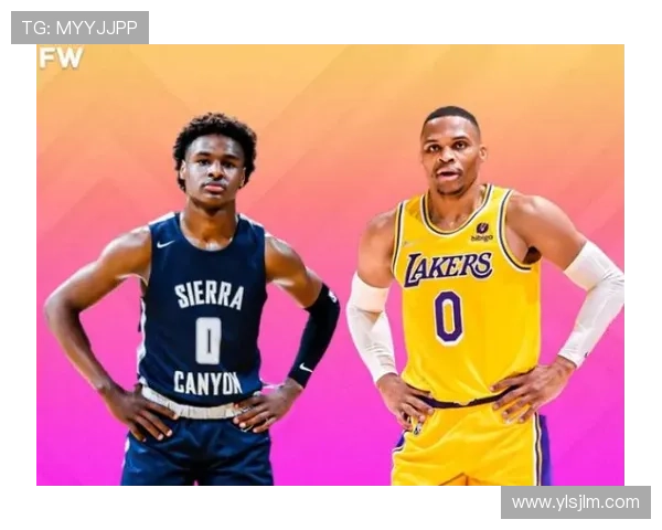 布朗尼被包夹失误库里反击背传希尔德意外失球引发争议